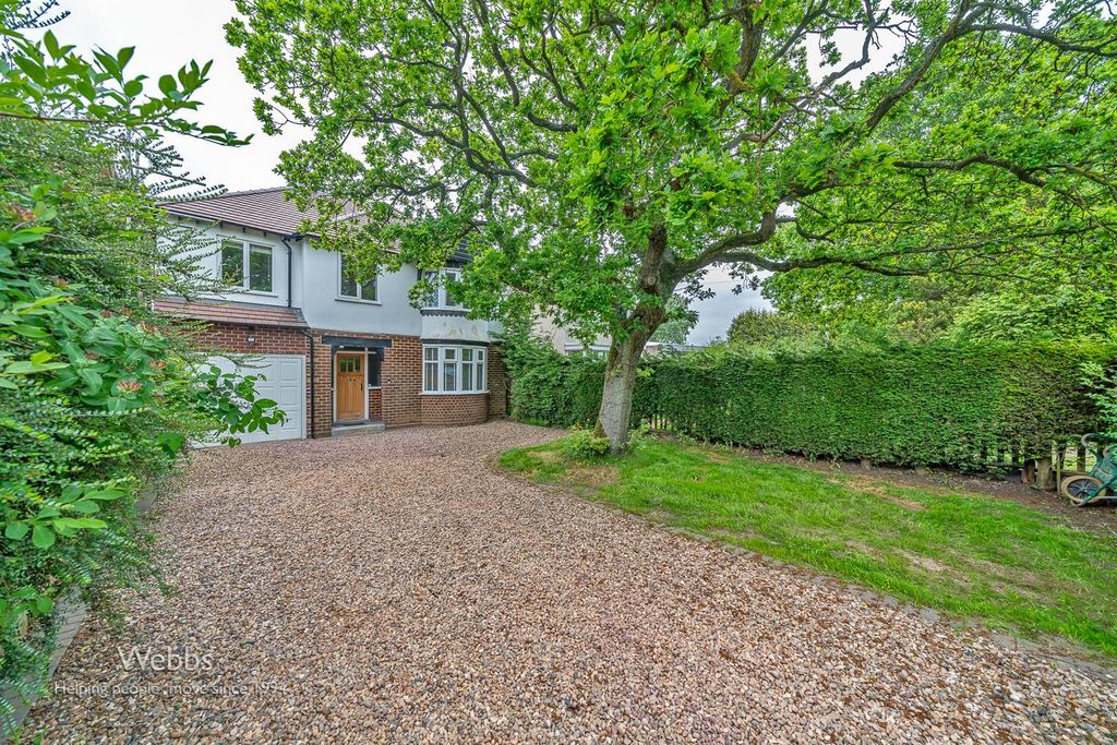 Property photo 2 of 47 Â©Webbsâ© (35 Of 36).Jpg