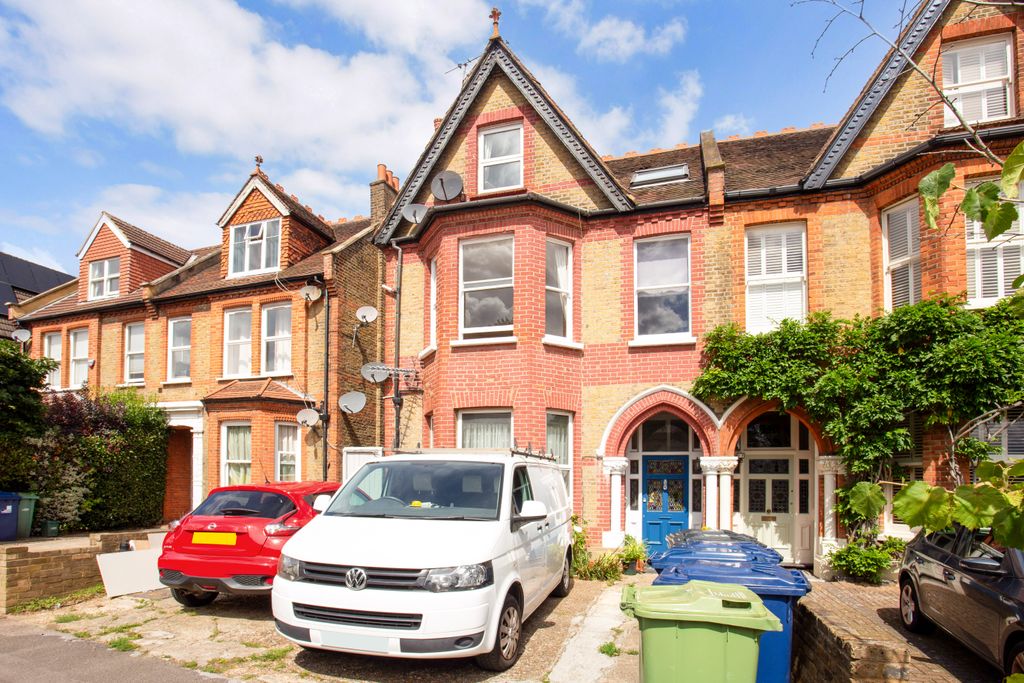 Property photo 1 of 9 Flat 1, 49 Warwick R
