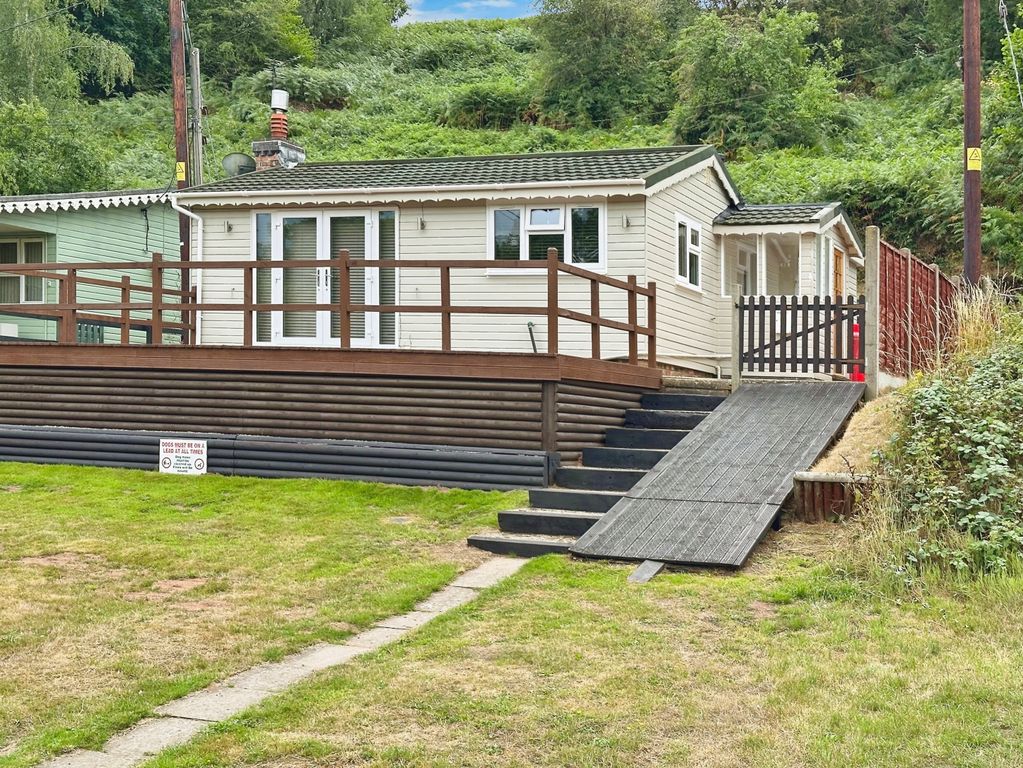 Property photo 1 of 12 Front
