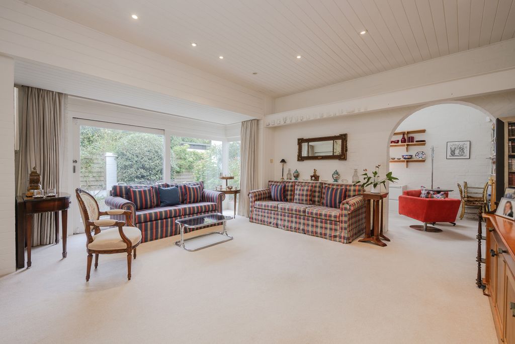 Property photo 3 of 20 Picture No. 03