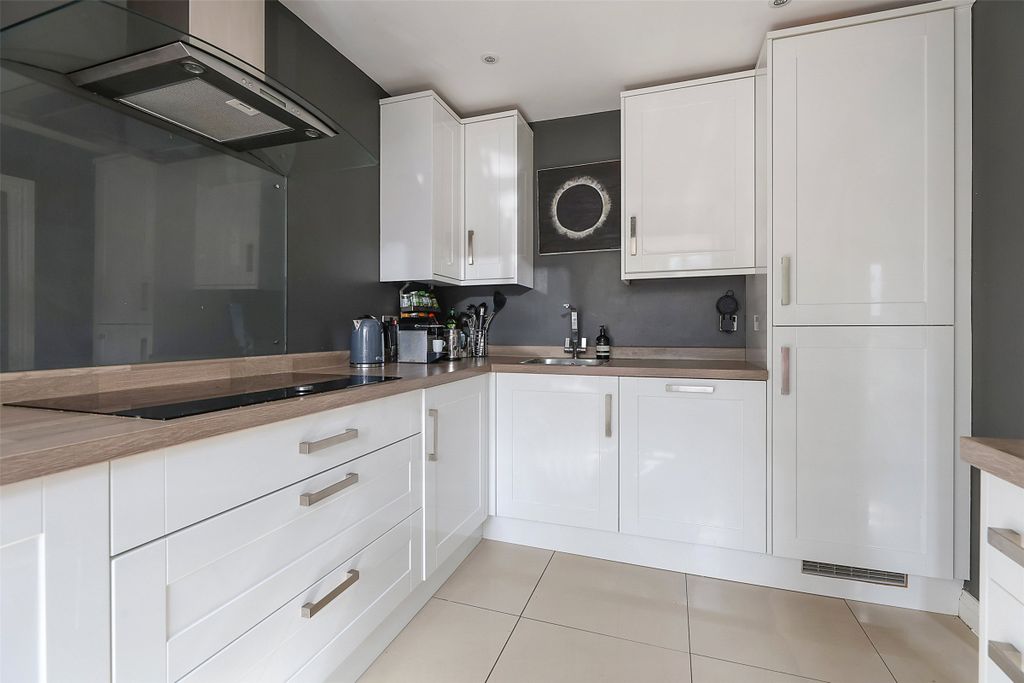 Property photo 3 of 20 Picture No. 13