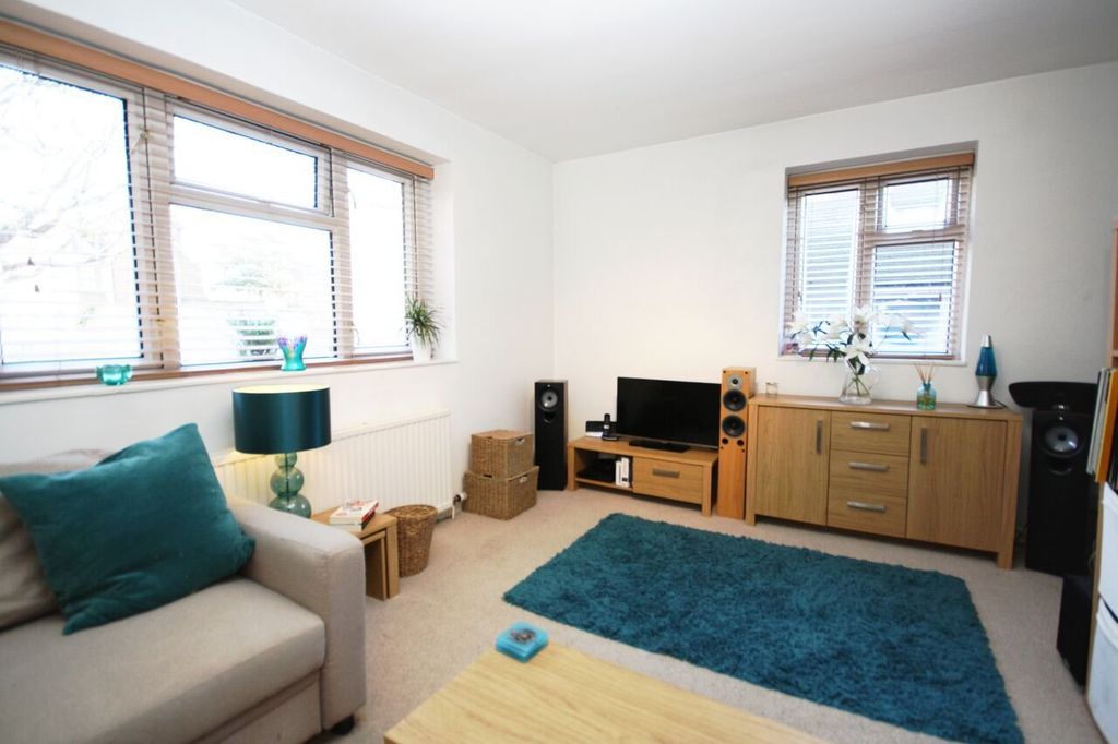 Property photo 1 of 7
