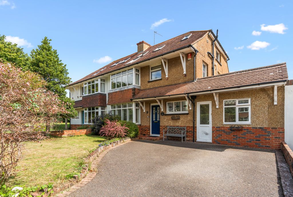 Property photo 1 of 29
