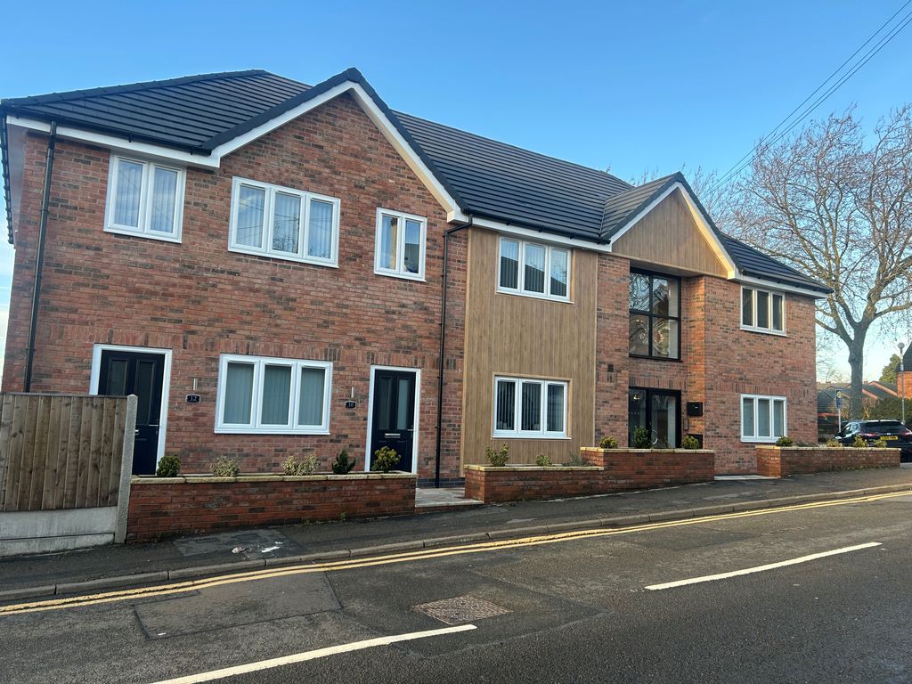 Property photo 1 of 7 Front