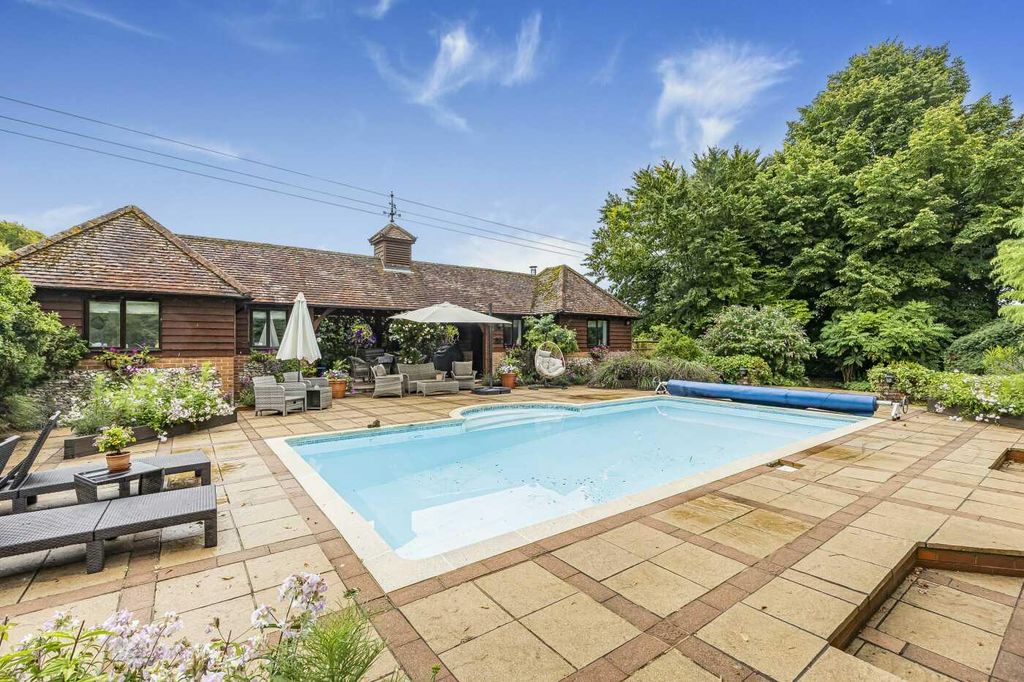 Property photo 2 of 57 Pool Terrace With Pool House