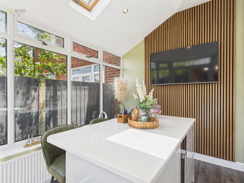 Property photo 2 of 46