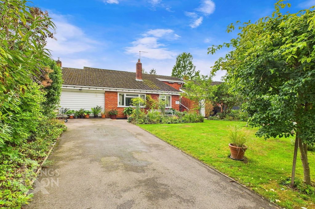 Property photo 1 of 30