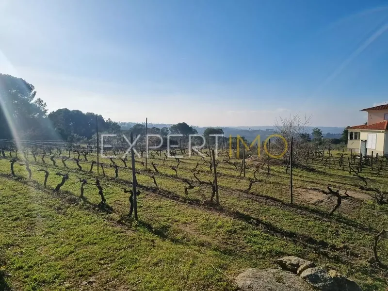 Property photo 1 of 7 Img 0