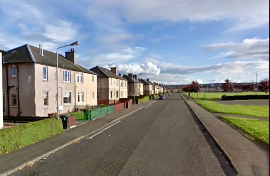 Property photo 2 of 17