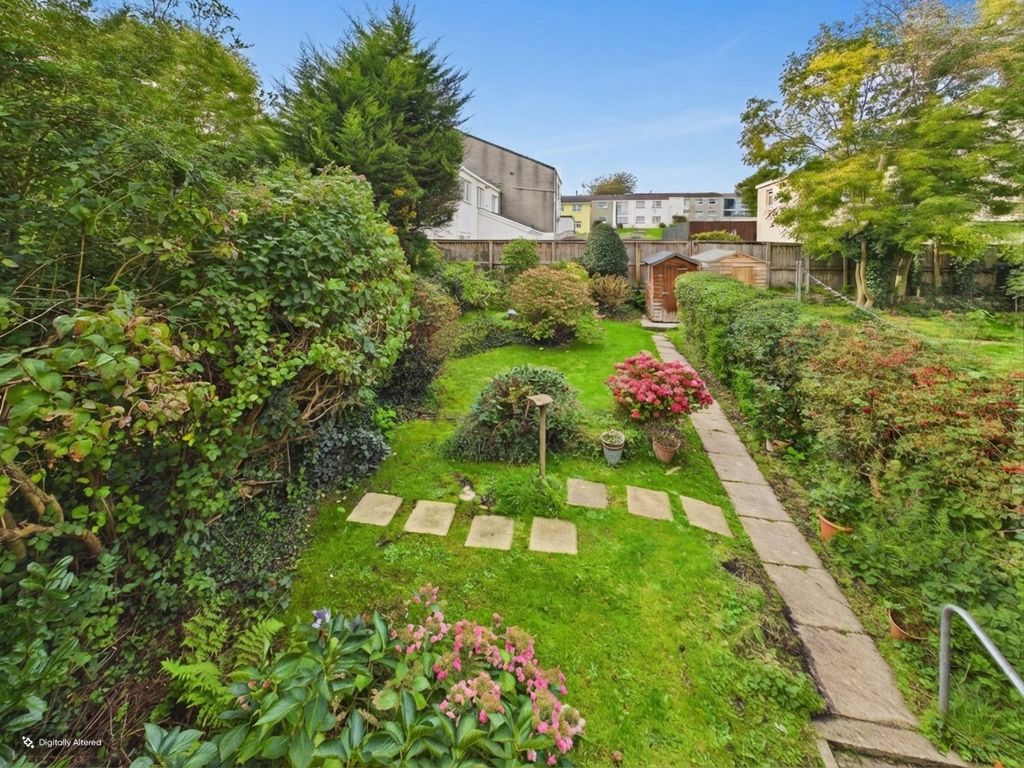 Property photo 2 of 29