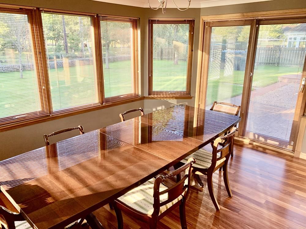 Property photo 3 of 19 Dining Room