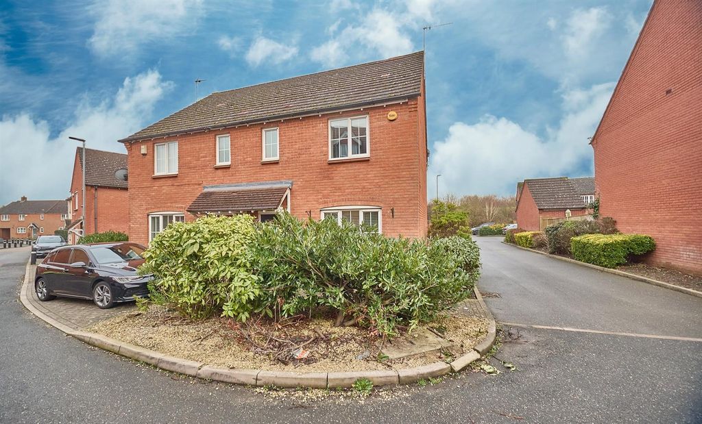 Property photo 1 of 13 Front.Jpg