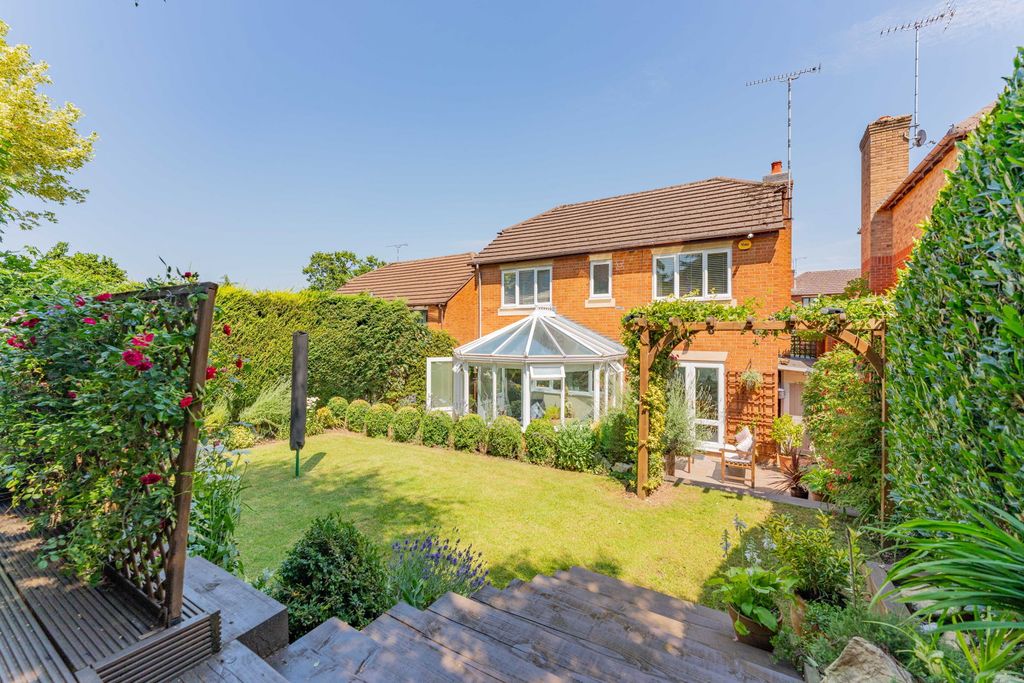 Property photo 2 of 45
