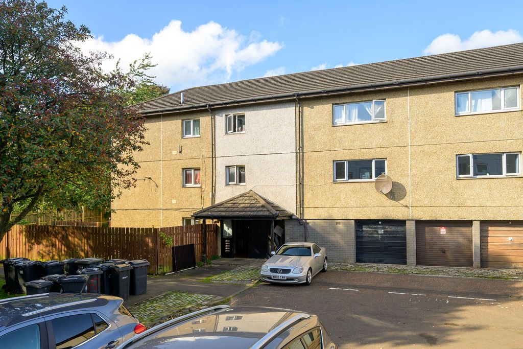Property photo 1 of 25
