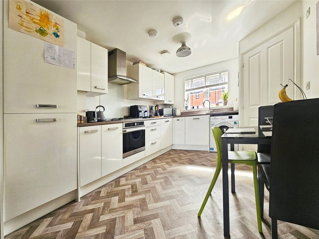 Property photo 2 of 16 Picture No. 08