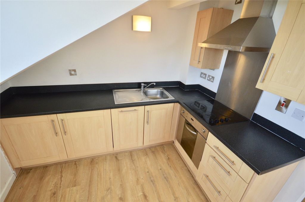 Property photo 1 of 12 Picture No. 11