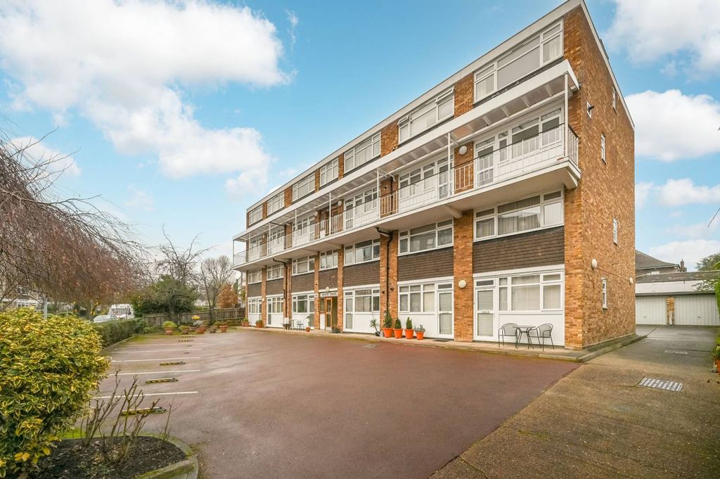 Property photo 1 of 4