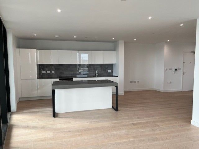 Property photo 3 of 65