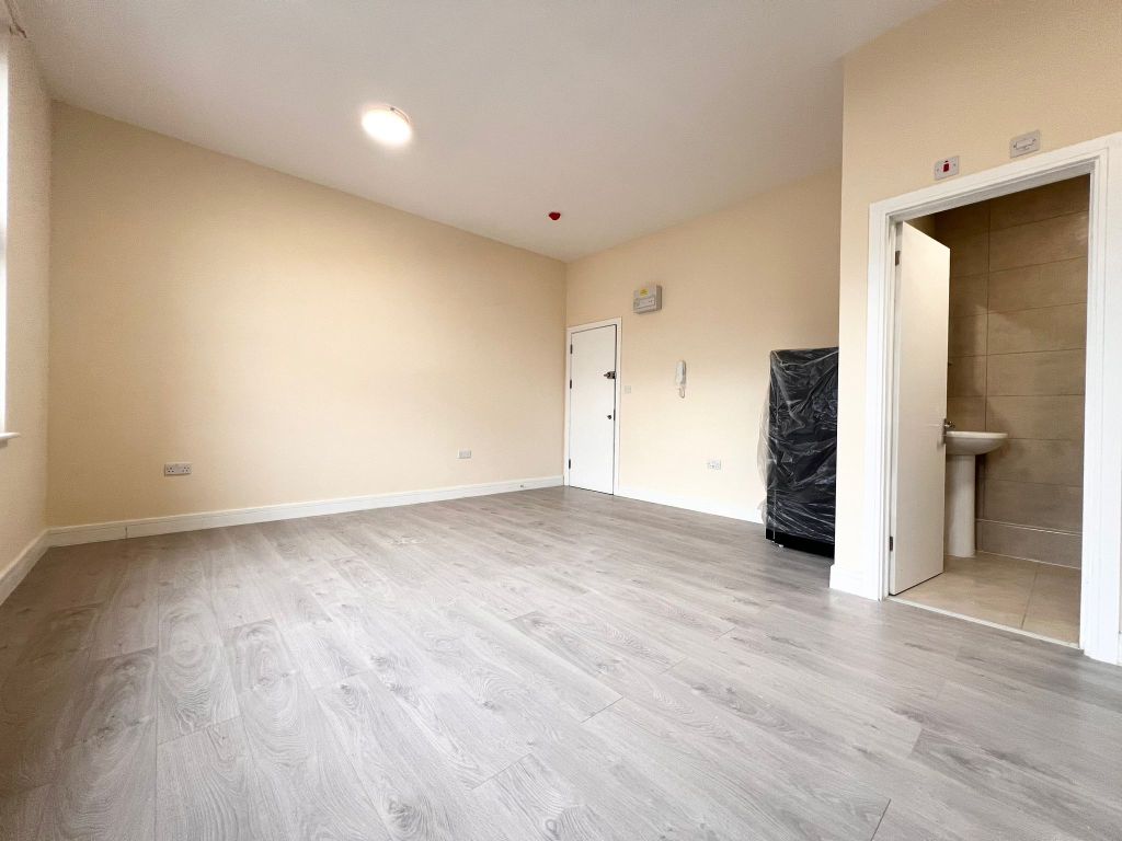 Property photo 3 of 4