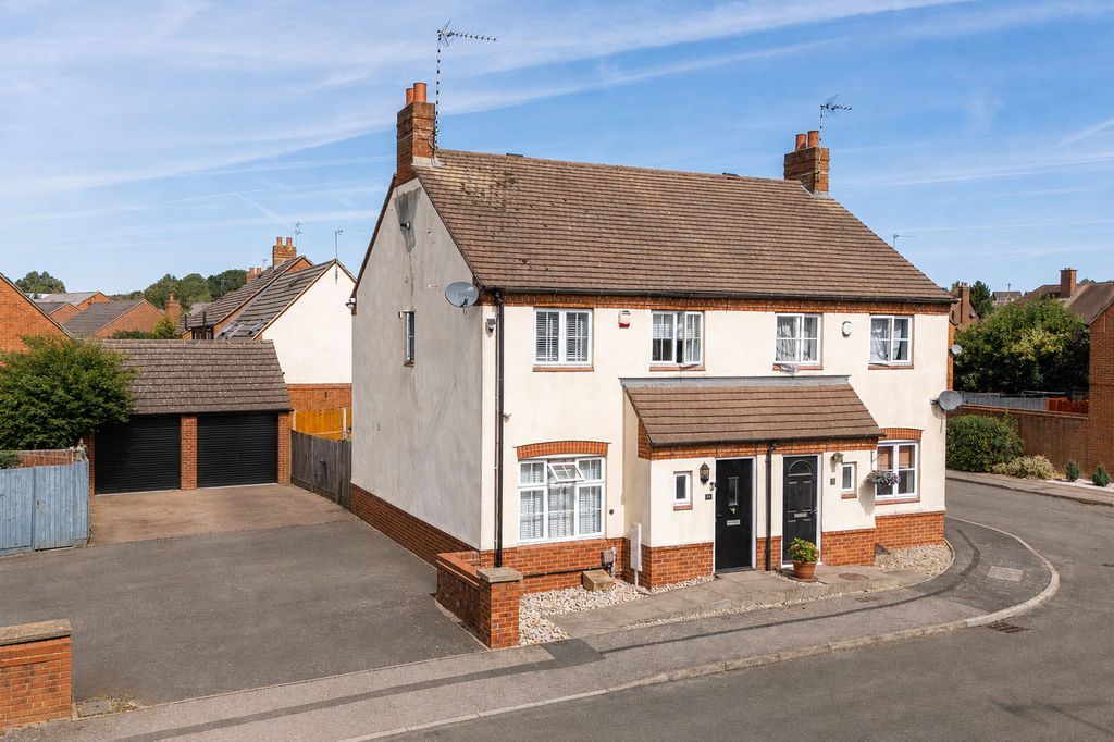 Property photo 1 of 24 3