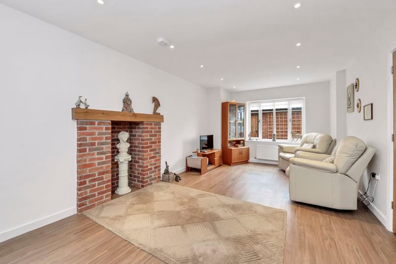 Property photo 2 of 30 Sitting Room