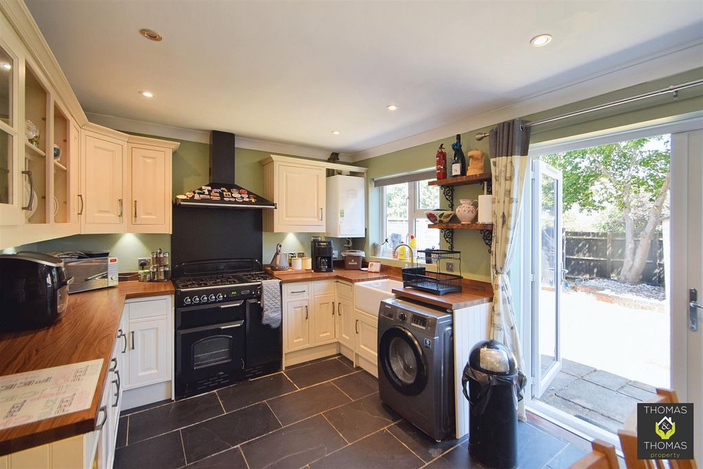 Property photo 2 of 7 Dsc_0126 (1).Jpg