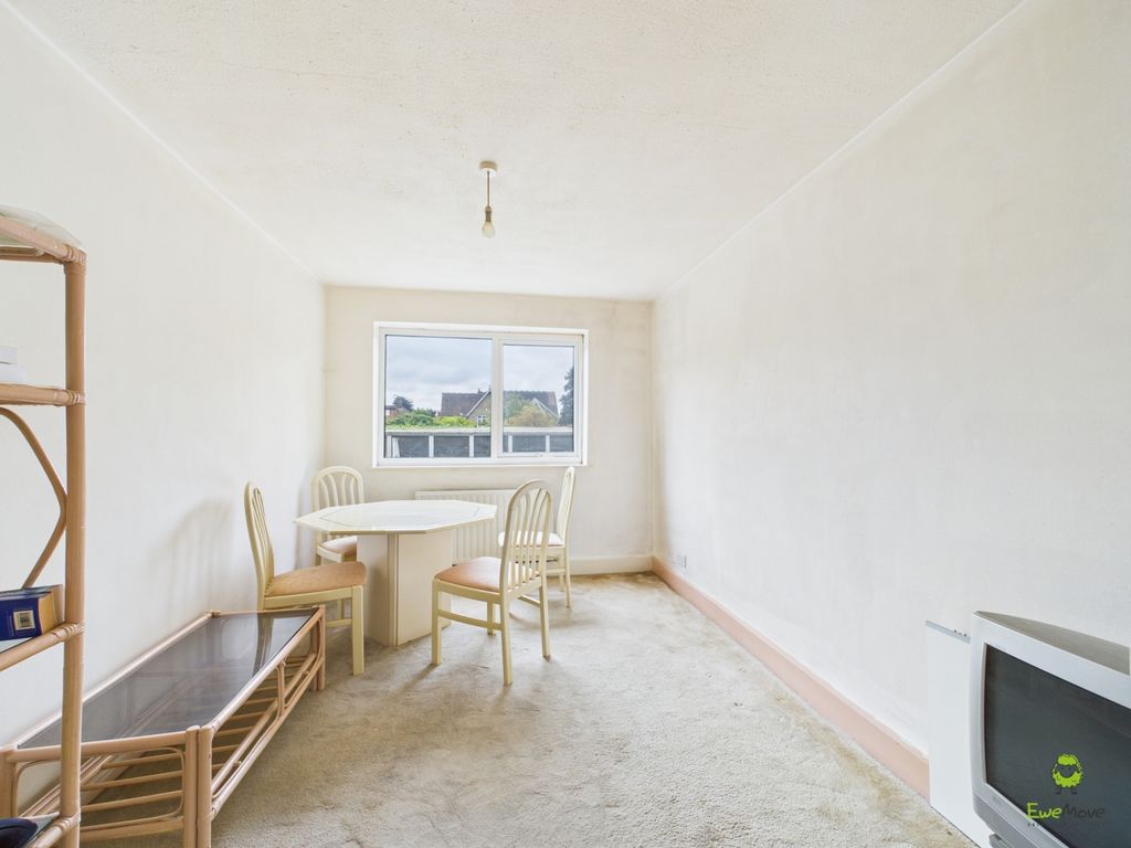 Property photo 2 of 10 Presented By Kevin At Ewemove Bexleyheath And Dart