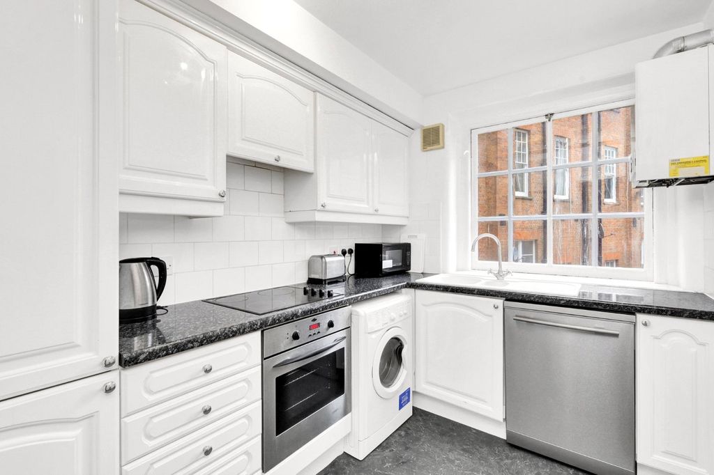 Property photo 3 of 15 Picture No. 26