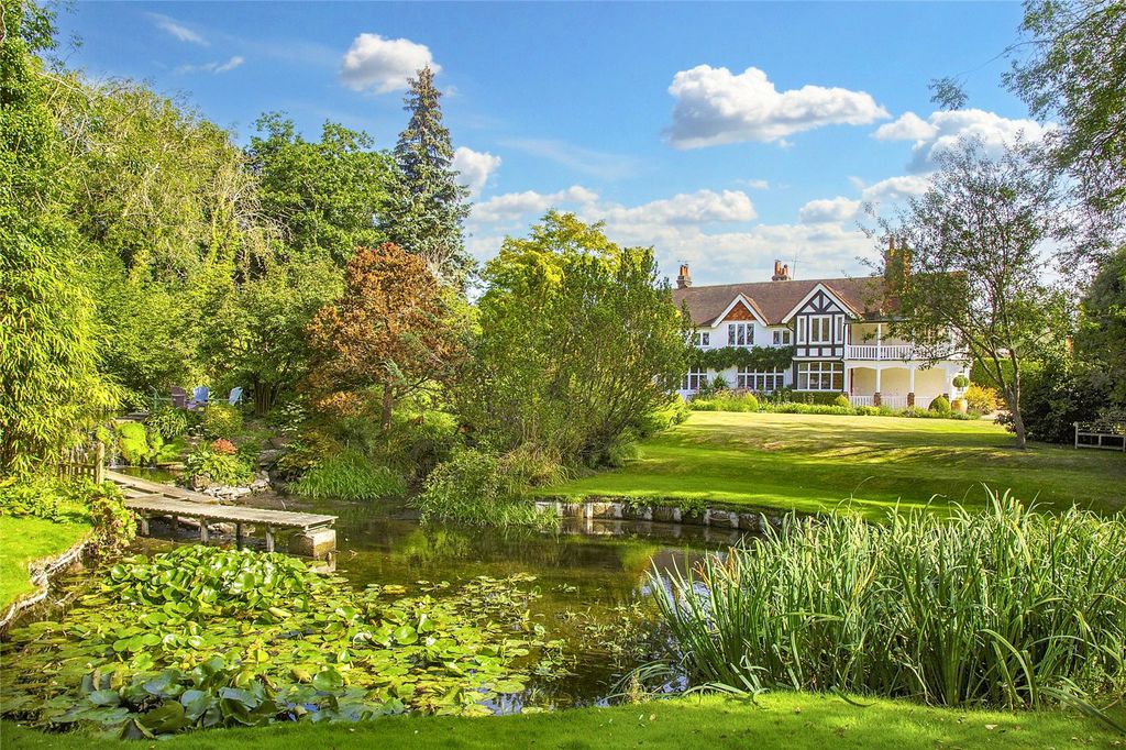 Property photo 1 of 22 Priory Ford