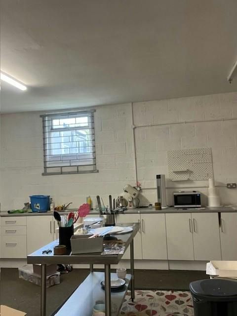 Property photo 2 of 6 16A Internal B.Jpg