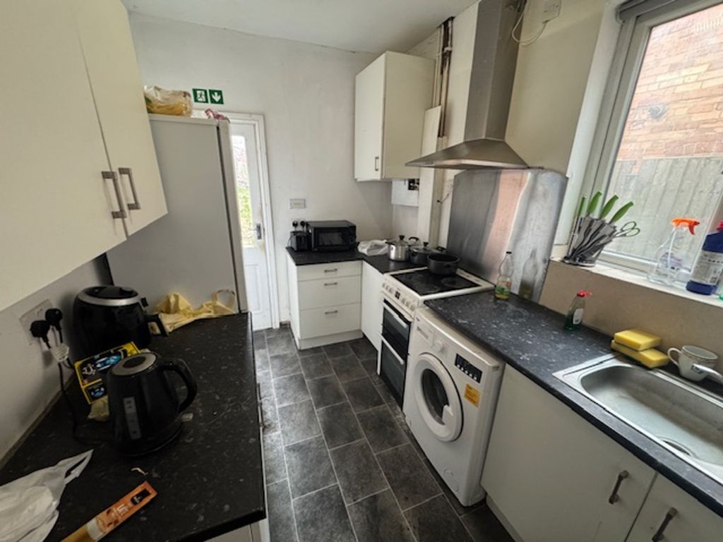 Property photo 2 of 9 44 Woodwells Road Kitchen.Jpeg