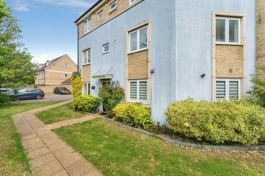 Property photo 2 of 19 Pbox-Img.Jpg