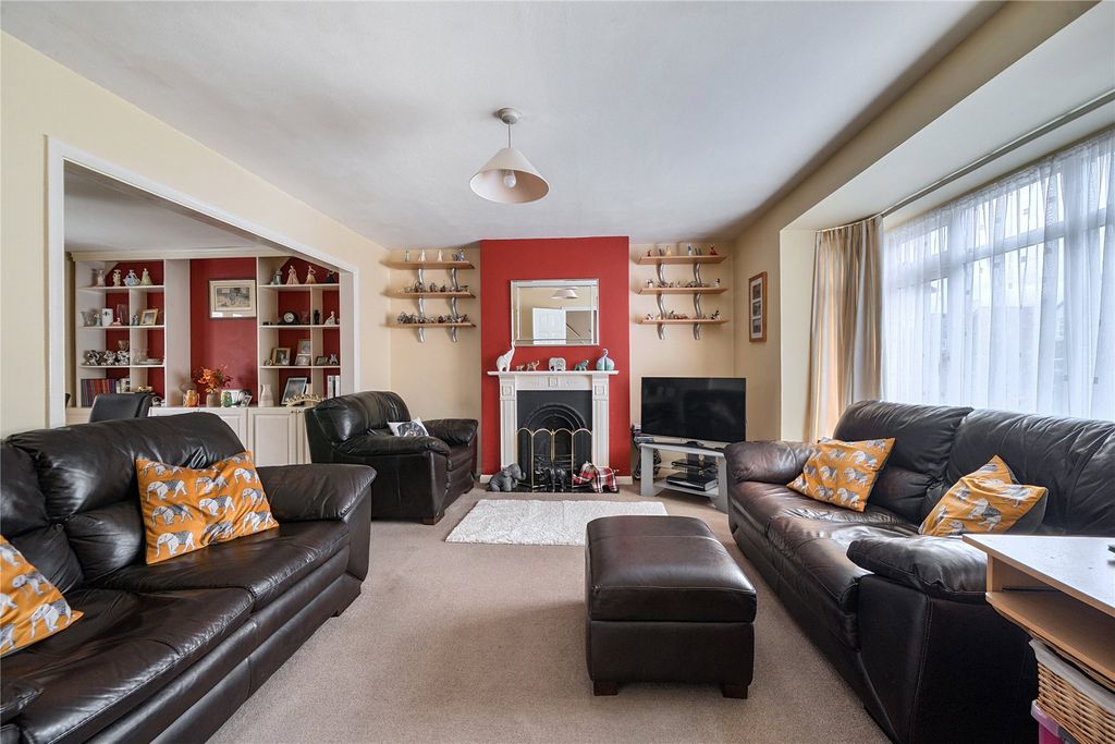 Property photo 2 of 21 Picture No. 07