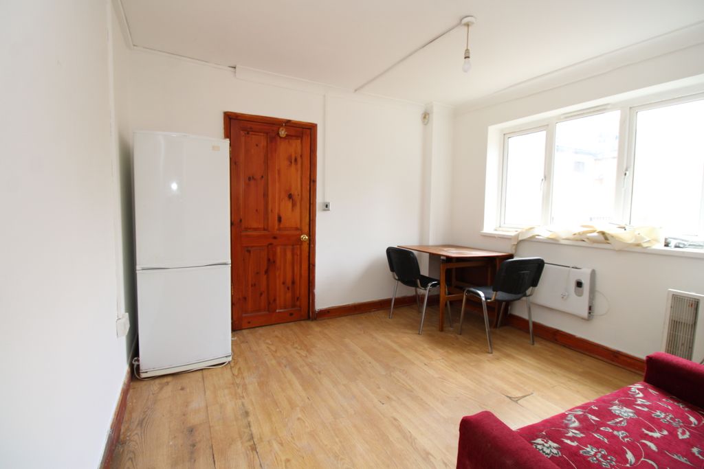 Property photo 3 of 4 Img_5619