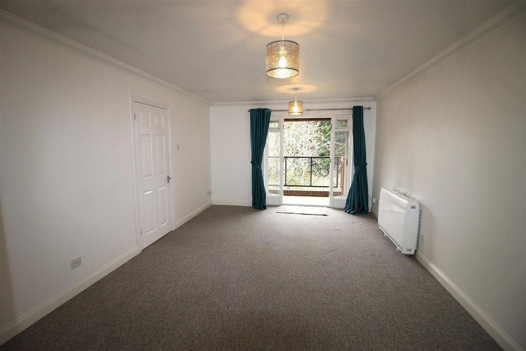 Property photo 3 of 11 Img_0185.Jpg