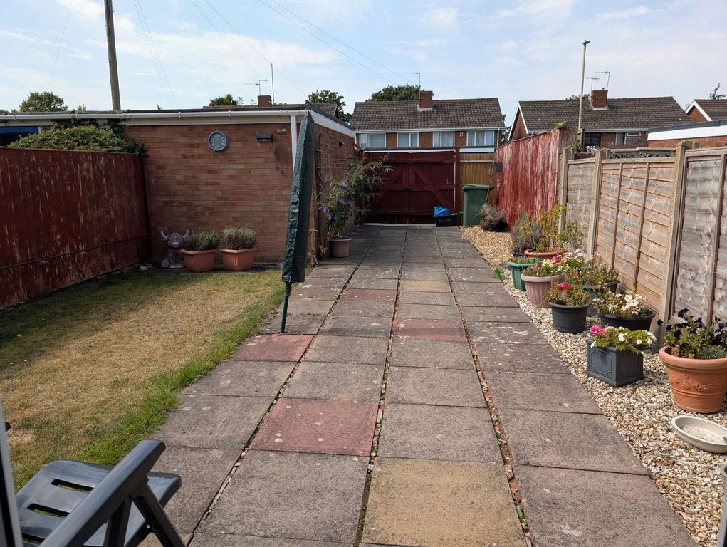 Property photo 3 of 27