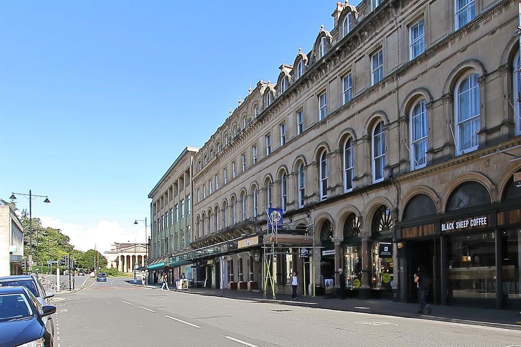 Property photo 1 of 17 62A Queens Road (15).Jpg