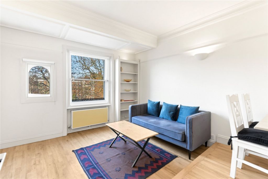 Property photo 1 of 11 Reception