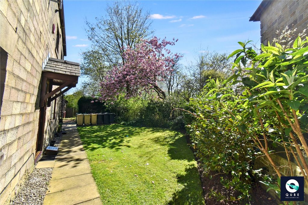 Property photo 2 of 22 Picture No. 01