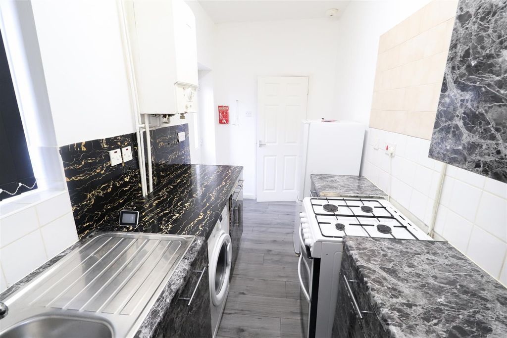 Property photo 3 of 8 Img_7382-2.Jpg