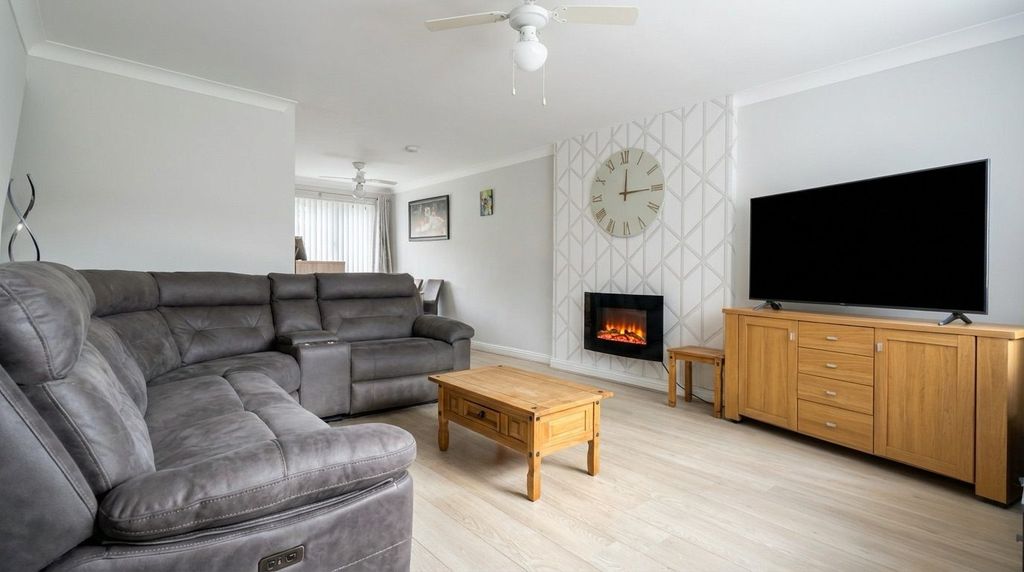 Additional image 4 of 3 bed terraced house for sale5 Cedar Close, Bulwark, Chepstow NP16