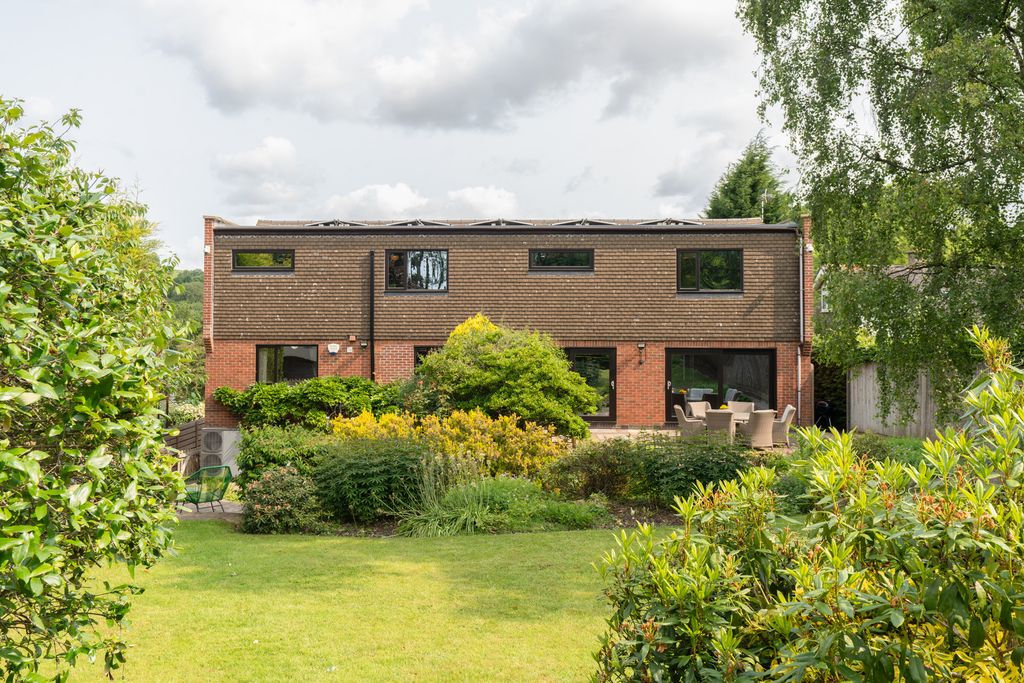Property photo 2 of 38 290330 - 512Abradgateroadleicester_Highres-7.Jpg