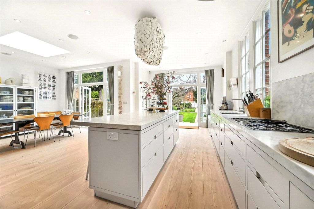 Property photo 2 of 16 Picture No. 02