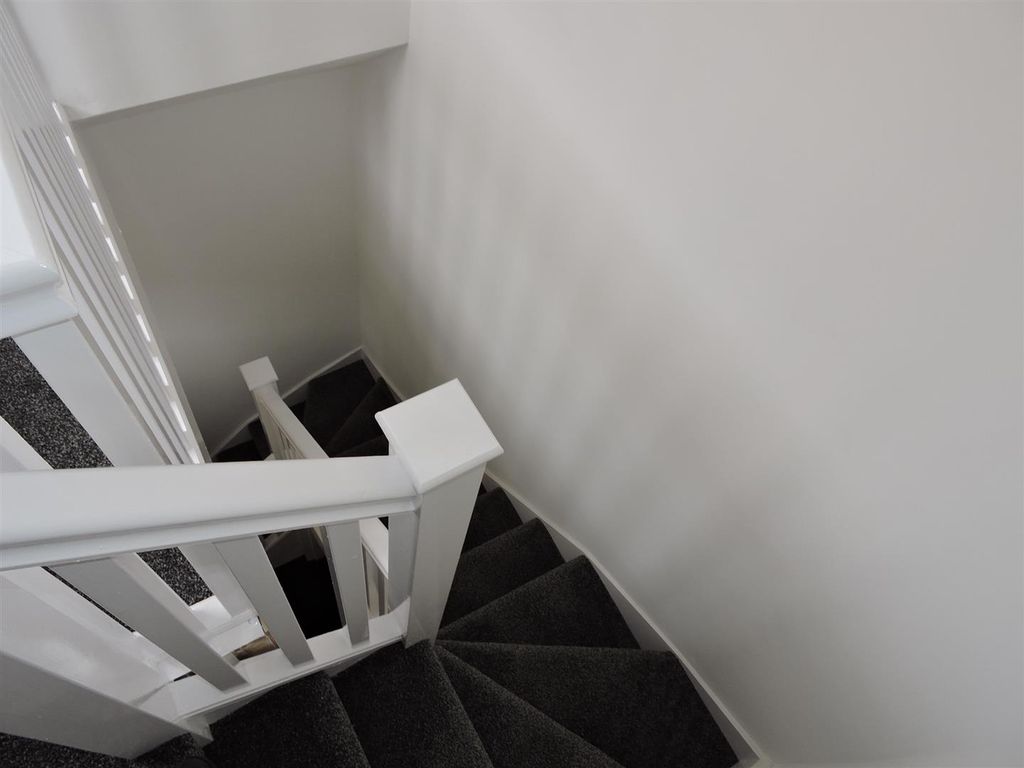 Property photo 3 of 14 Stairs
