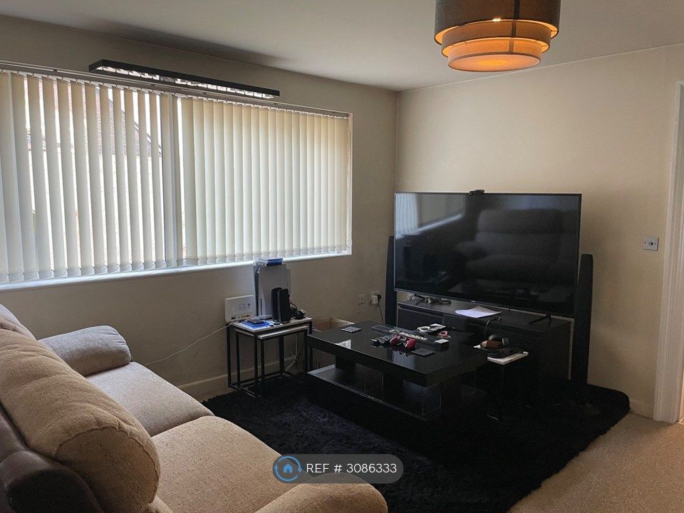 Property photo 2 of 11