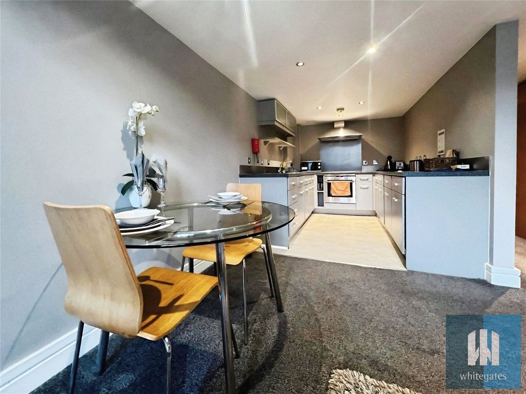 Property photo 3 of 17 Picture No. 13