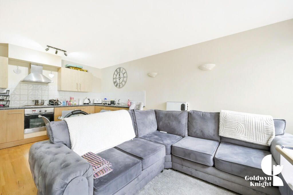 Property photo 1 of 12 Living Room