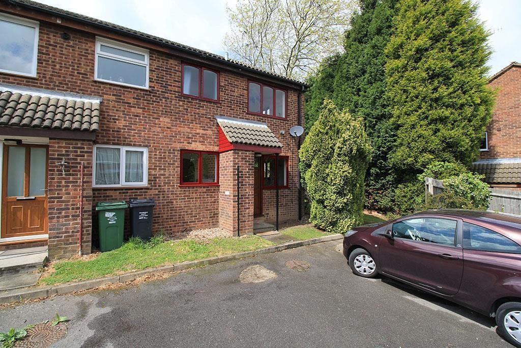 Property photo 1 of 12 Fairway Road South (Main)