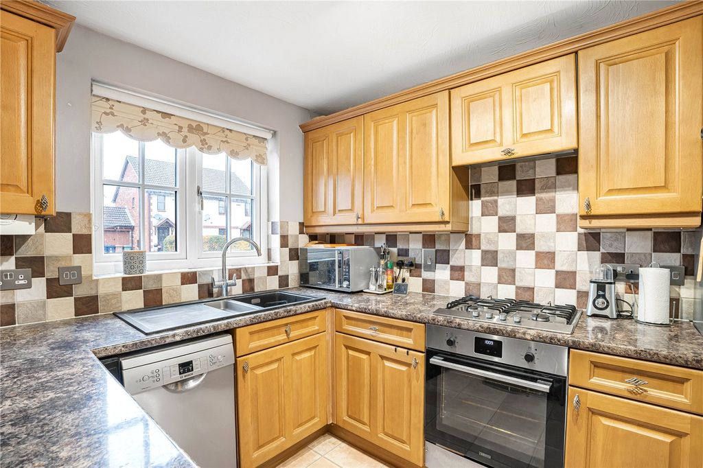 Property photo 3 of 15 Picture No. 30