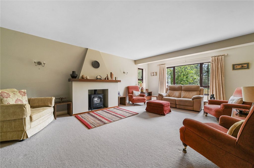 Property photo 2 of 30 Living Room